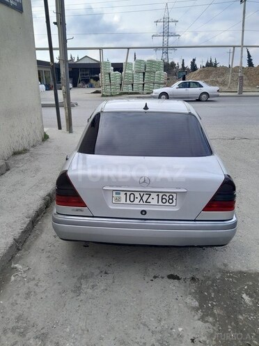 Mercedes C 180-2