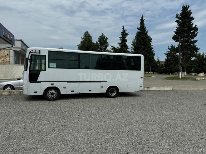 Isuzu Ecobus-4