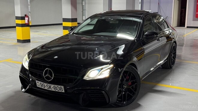 Mercedes E 300 4MATIC-5