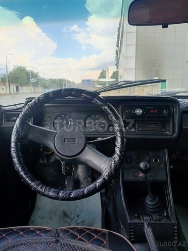 LADA (VAZ) 2107-10
