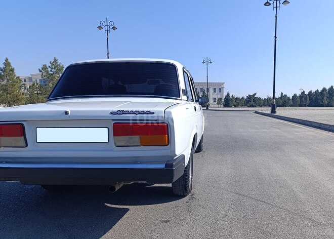 LADA (VAZ) 2107-5