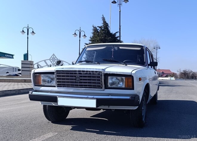 LADA (VAZ) 2107-6