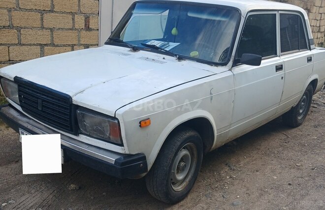 LADA (VAZ) 2107-1