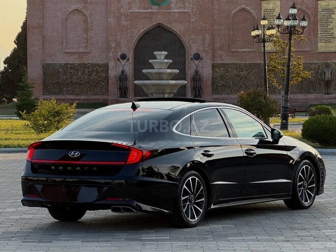 Hyundai Sonata-8