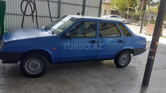 LADA (VAZ) 21099-4