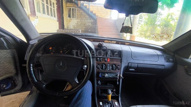 Mercedes C 220-7