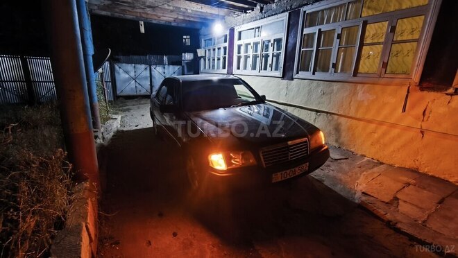 Mercedes C 220-8