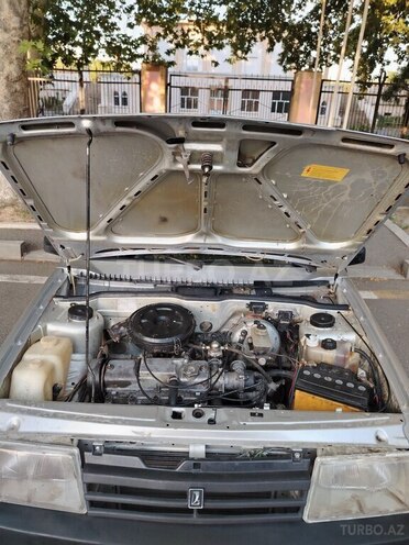 LADA (VAZ) 21099-8