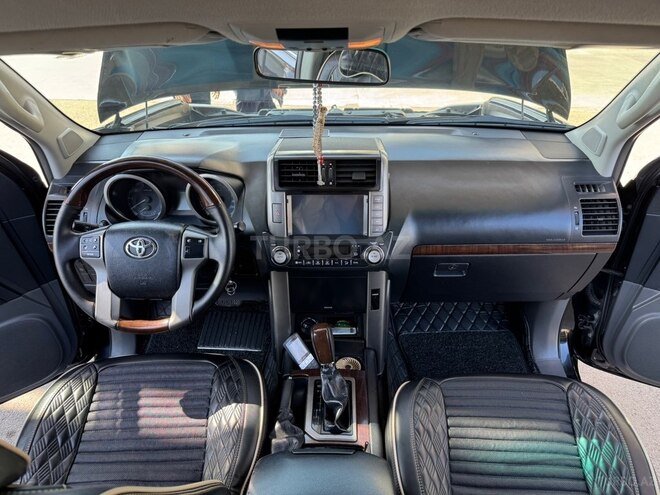 Toyota Land Cruiser Prado-16