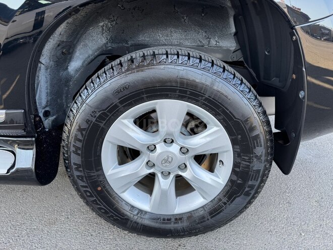 Toyota Land Cruiser Prado-10