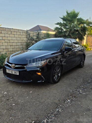 Toyota Camry-3