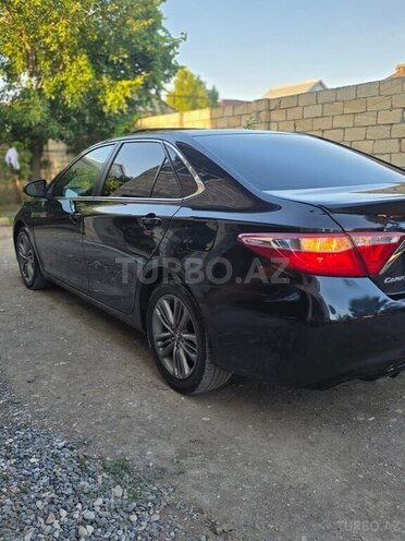 Toyota Camry-7