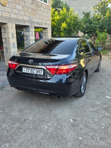 Toyota Camry-8