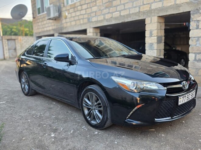 Toyota Camry-9
