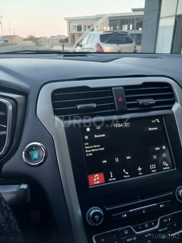 Ford Fusion (North America)-10