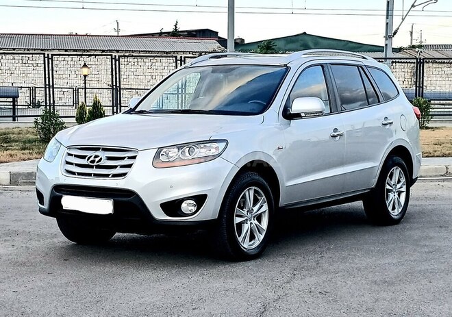 Hyundai Santa Fe-3