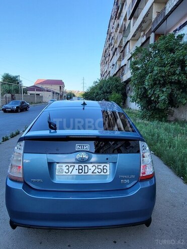 Toyota Prius-6