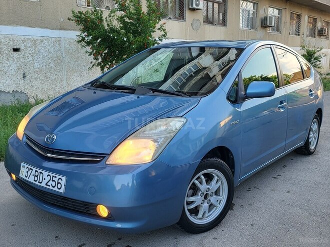 Toyota Prius-2