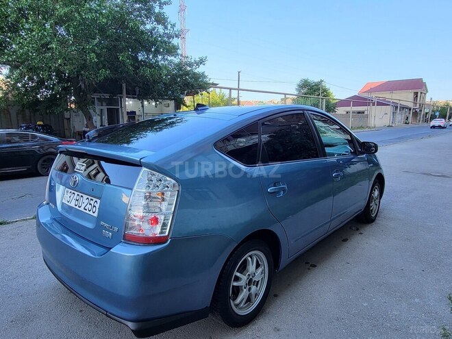 Toyota Prius-9