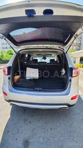 Hyundai Santa Fe-20