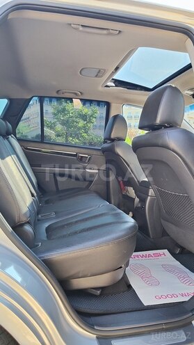 Hyundai Santa Fe-11