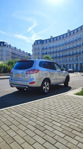 Hyundai Santa Fe-8