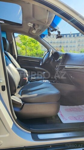 Hyundai Santa Fe-19