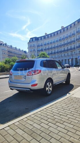 Hyundai Santa Fe-6