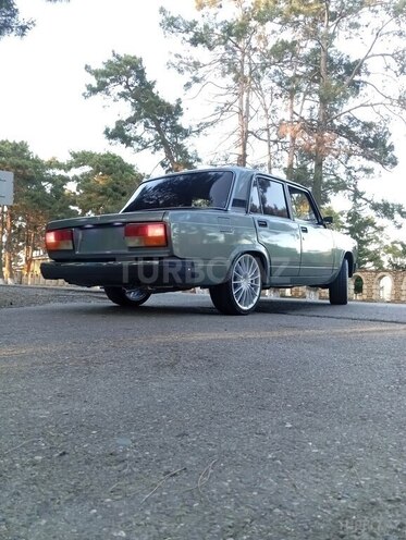 LADA (VAZ) 2107-4