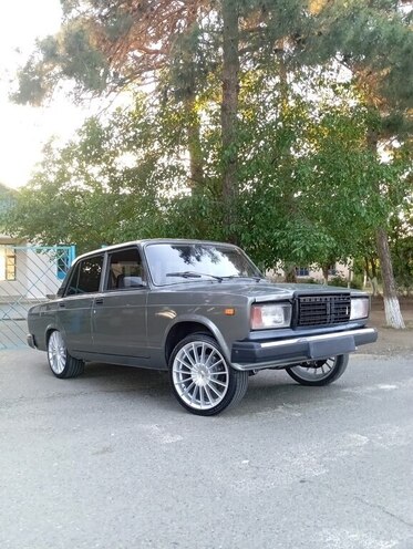 LADA (VAZ) 2107-6