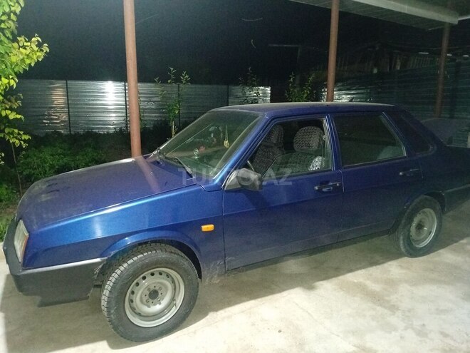 LADA (VAZ) 21099-4