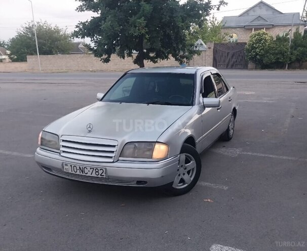 Mercedes C 180-3