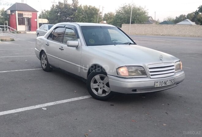 Mercedes C 180-1