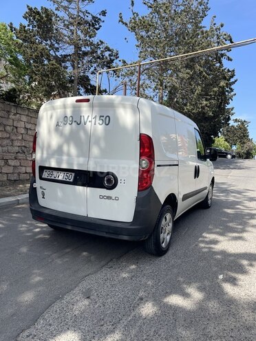 Fiat Doblo-5
