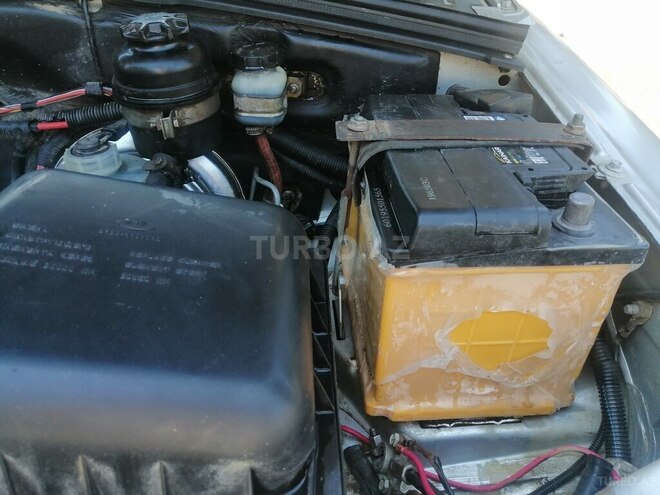 Chevrolet Niva-4