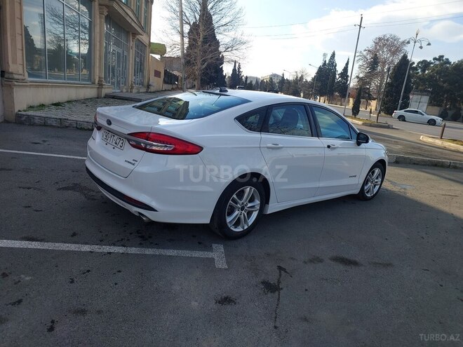 Ford Fusion (North America)-13