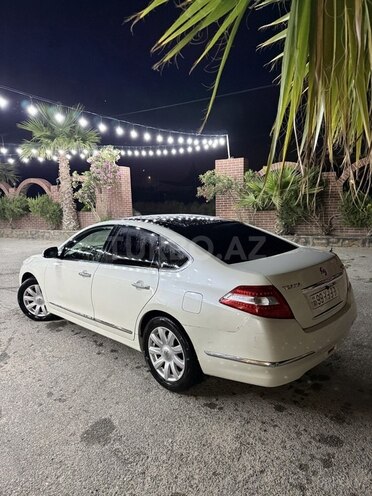 Nissan Teana-5