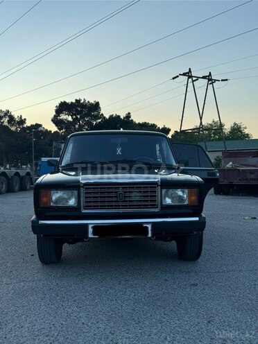 LADA (VAZ) 2107-1