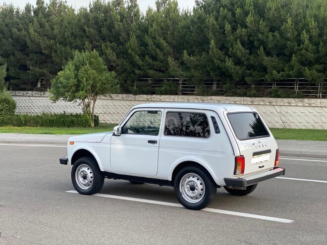 LADA (VAZ) Niva-10