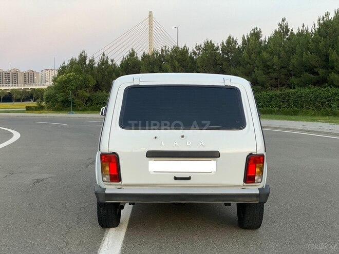 LADA (VAZ) Niva-17