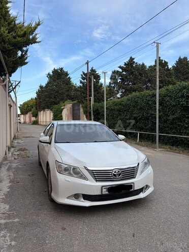 Toyota Camry-2