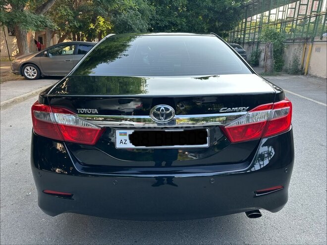 Toyota Camry-2