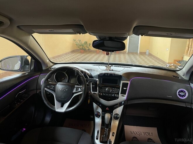 Chevrolet Cruze-6