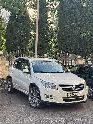 Volkswagen Tiguan-1
