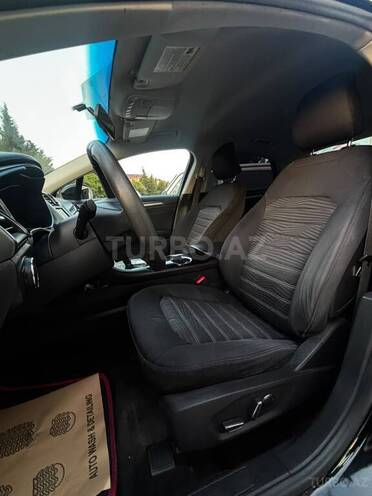Ford Fusion (North America)-15
