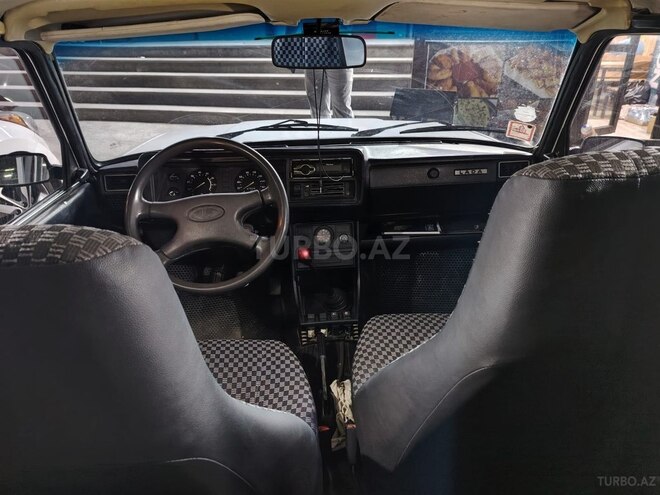 LADA (VAZ) 2107-10