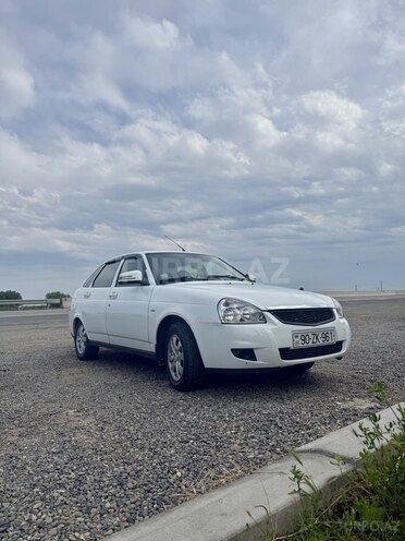 LADA (VAZ) Priora-1