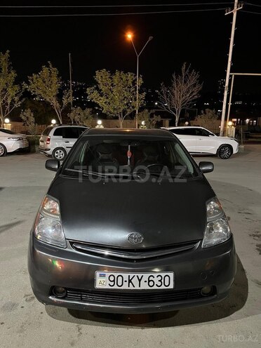 Toyota Prius-1