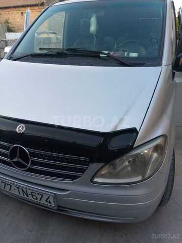 Mercedes Viano-6