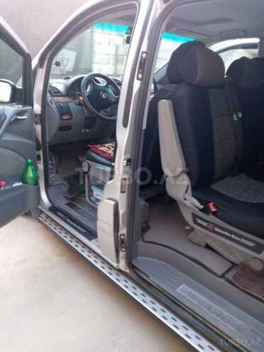 Mercedes Viano-3